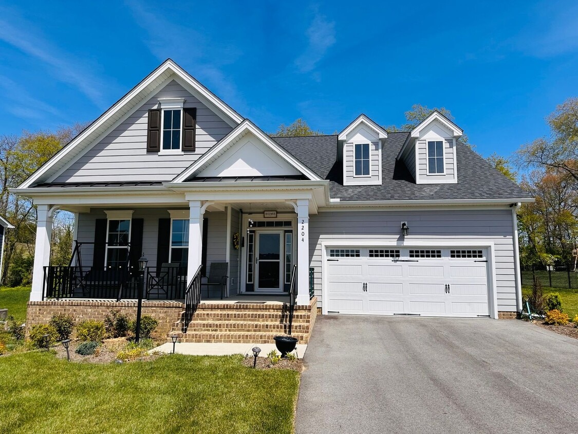 2204 Walnut Dr, Blacksburg, VA 24060 House Rental in Blacksburg, VA