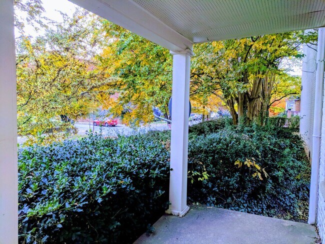 Foto del edificio - 3322 Ellwood Ave