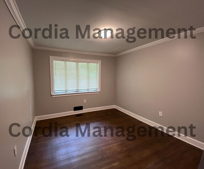 Building Photo - 2 Bedroom For Rent in Decatur - Gorgeous H...