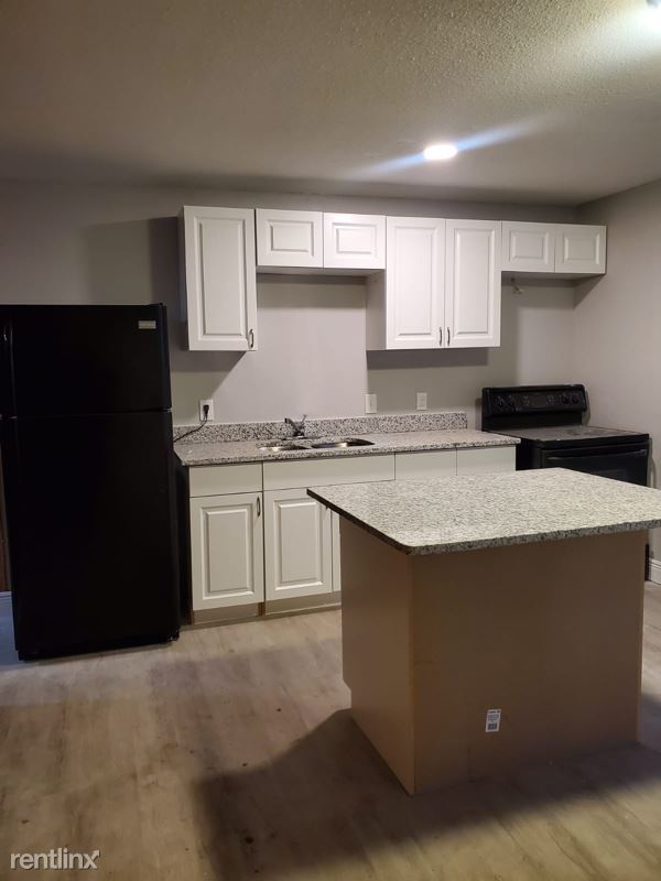 Building Photo - 3 br, 1 bath House - 5660 State Road 11