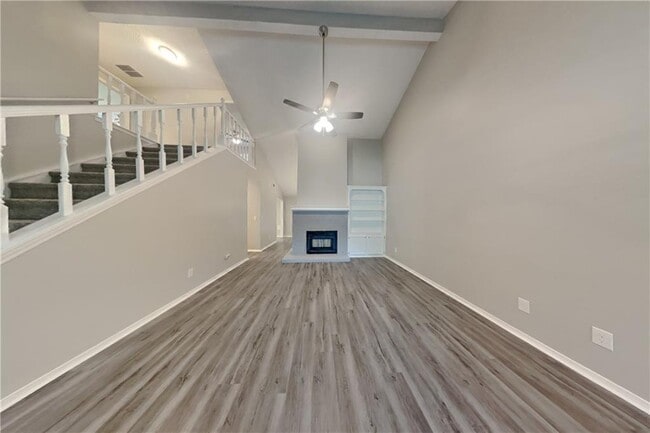 Foto del edificio - 5025 Bent Creek Ct