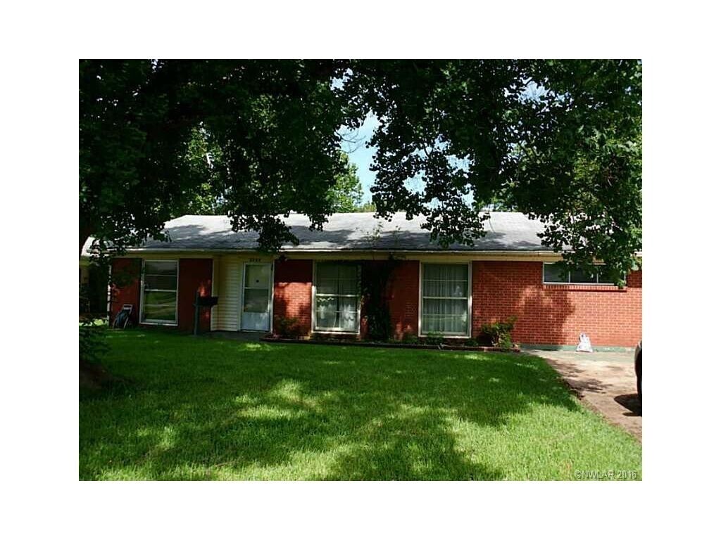 Primary Photo - Large Home In Greenacres