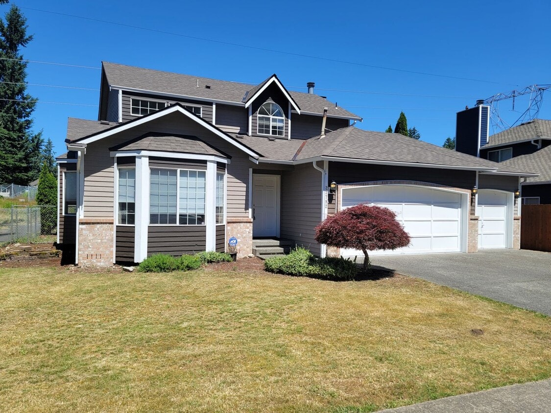 Elk Run 2 story home - 3 bedroom and 2.5 ... - Elk Run 2 story home -  3 bedroom and 2.5 ...