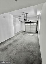 Building Photo - 23479 Buckland Farm Terrace