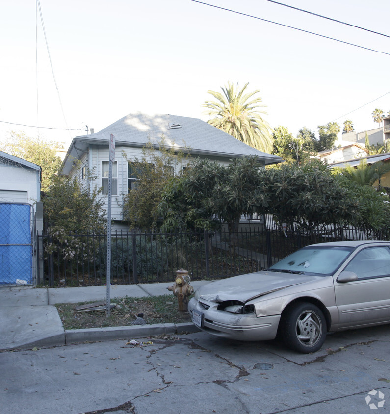 Building Photo - 723-725 Imogen Ave