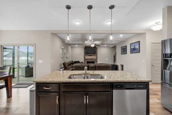 Building Photo - 404 Veronica Ct