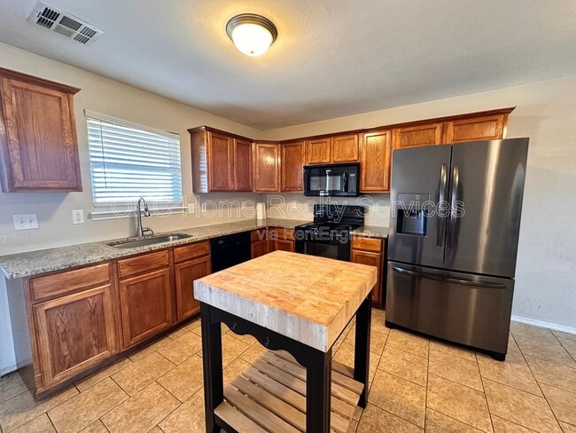 Foto del edificio - 4501 SE 78th St