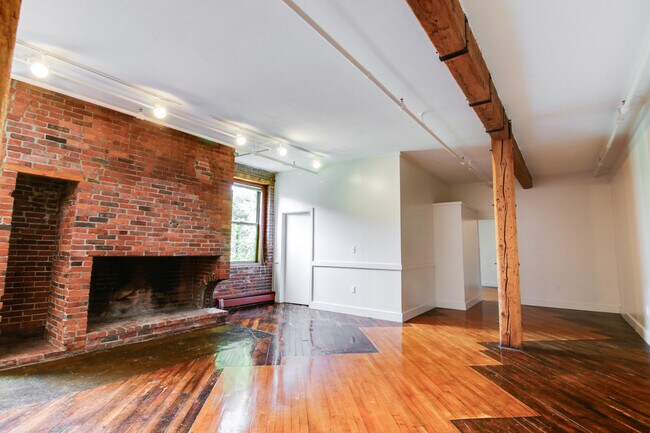 Building Photo - 791 Tremont St