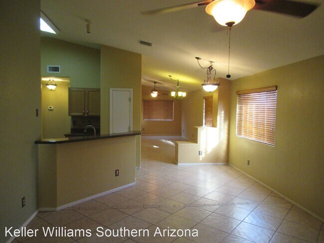 Building Photo - 4 br, 2 bath House - 1190 N Falcon Ridge Dr.