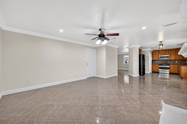 Foto del edificio - Mountshire Drive, Missouri City, TX 77489 - 4 BR 2.5 BA single-family home