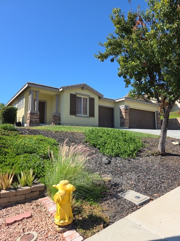 Building Photo - 27635 Whisperwood Dr