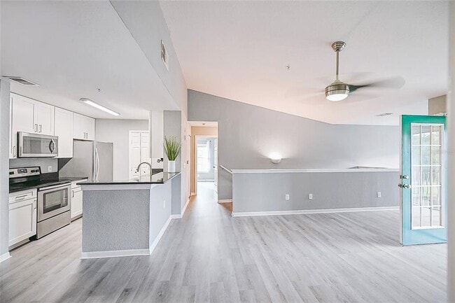 Building Photo - 7417 Vista Way