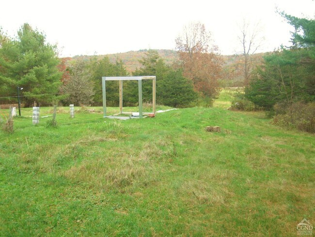 Foto del edificio - 465 Snydertown Rd