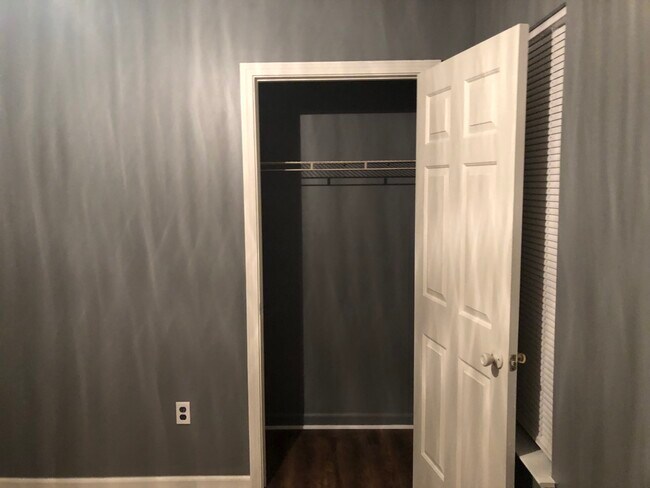 Foto del edificio - 5495 Emerald Hills Dr