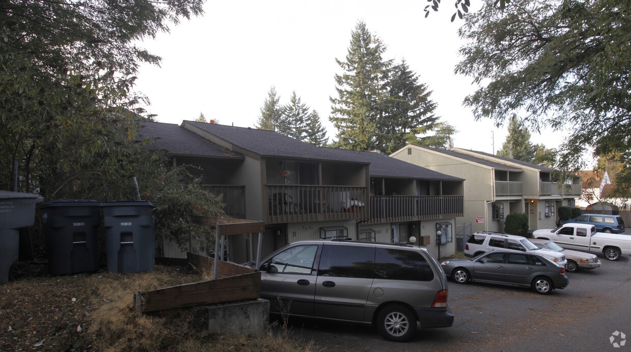 7406 31st Street Ct W, University Place, WA 98466 Townhomes for Rent University Place, WA