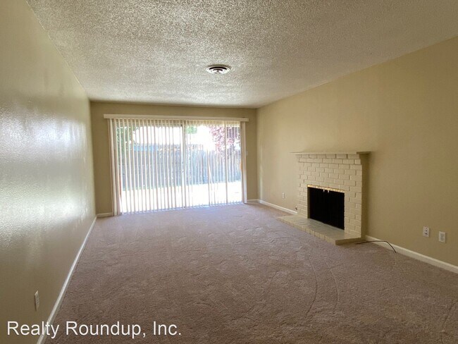 Building Photo - 3 br, 2 bath House - 830 Highmoor Ave