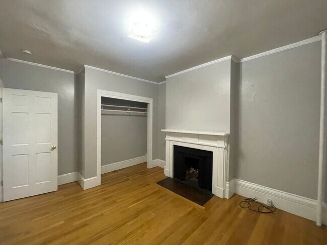 Building Photo - 3 Champney Plz