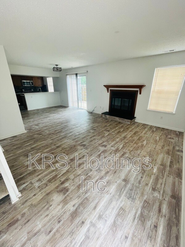 Building Photo - 332 Ferdinand Cir