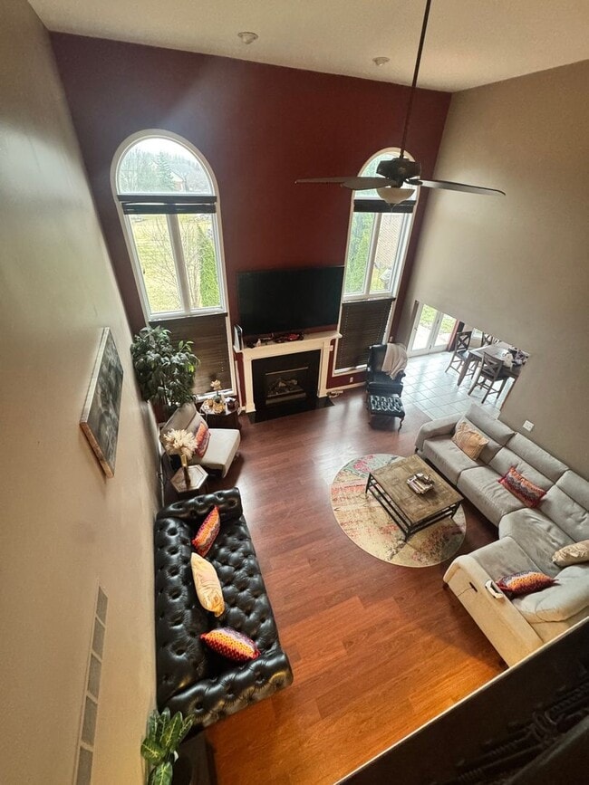 Building Photo - 14466 Doebler Dr