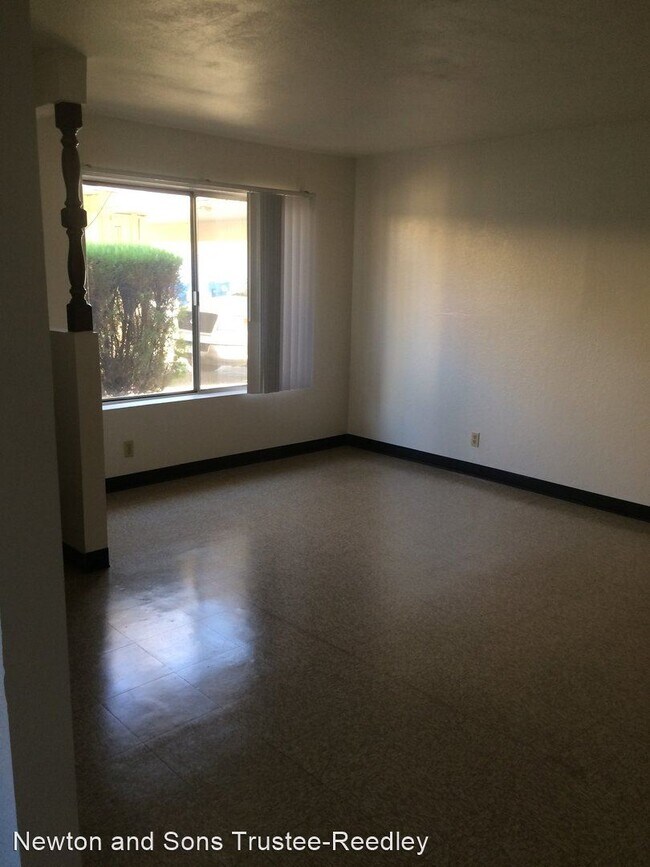Foto del edificio - 972 N Sunset Ave