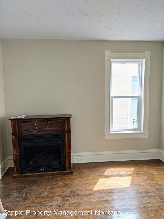 Building Photo - 1 br, 1 bath House - 1006 Delaware