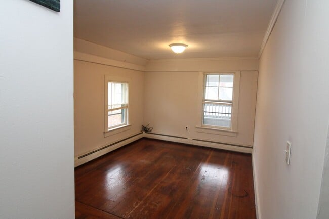 Foto del edificio - 6 Smith Ct