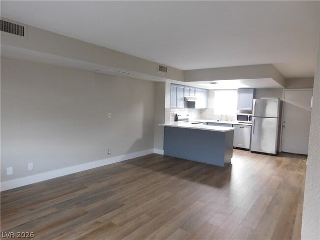 Building Photo - 6315 W Washington Ave