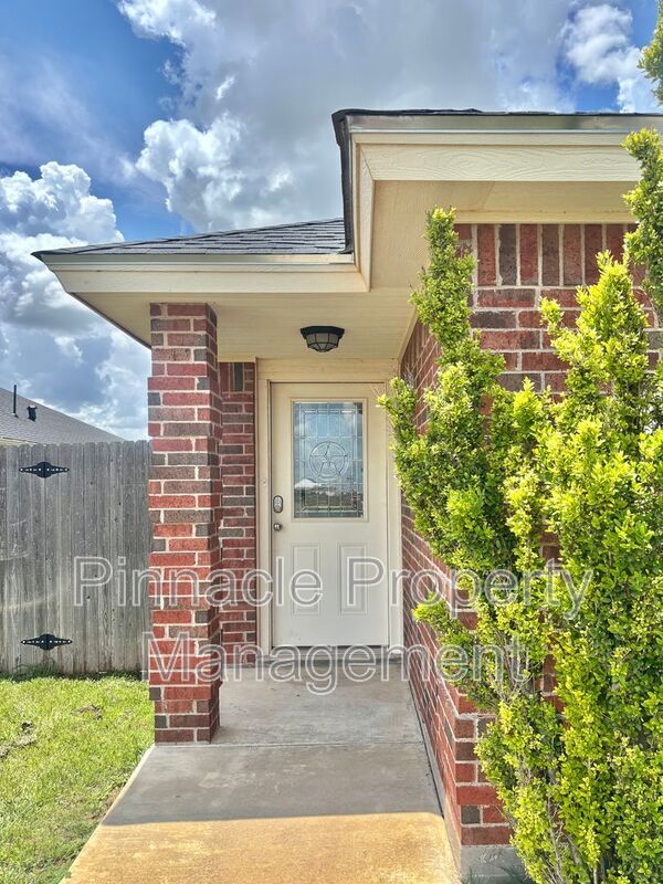 Building Photo - 4245 Sedona Trl