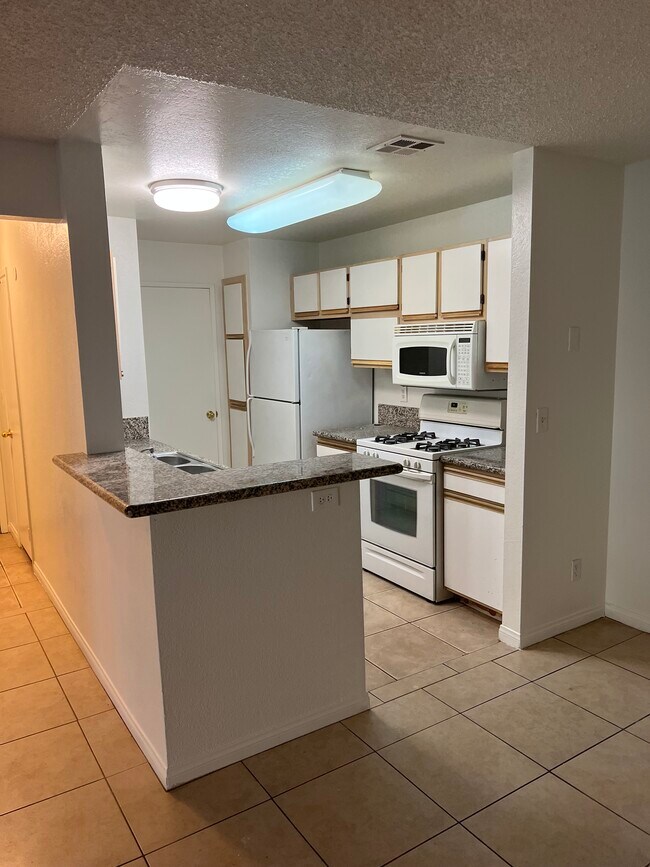 2200 S Fort Apache Rd Unit 1238, Las Vegas, NV 89117 Condo for Rent