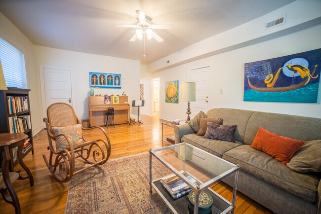 Foto del edificio - 3513 Wyandotte St