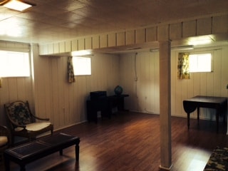 Living area - 2621 N Sycamore St