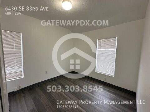 Building Photo - 6430 SE 83rd Ave