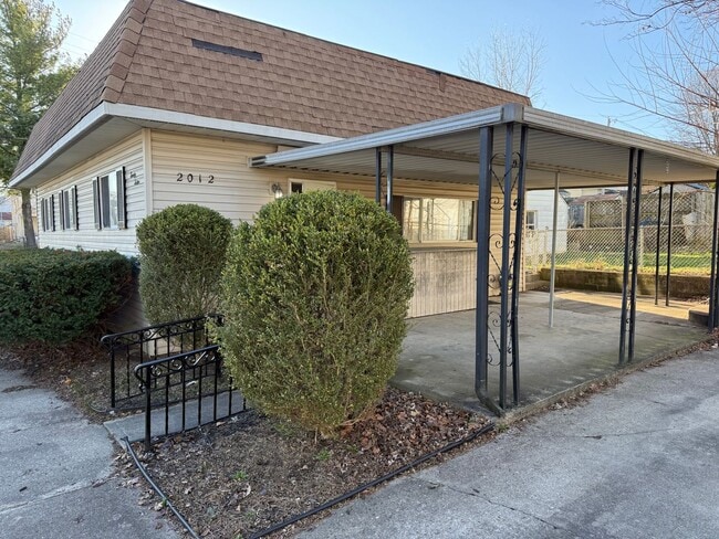 Photo - 2012 St Charles Ave House