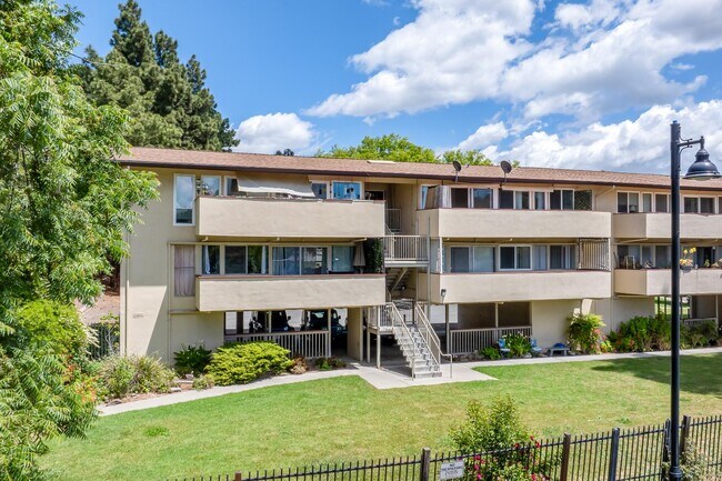 Foto del edificio - 2345 Paloma Ct