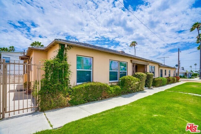 Foto del edificio - 5358 S Harcourt Ave