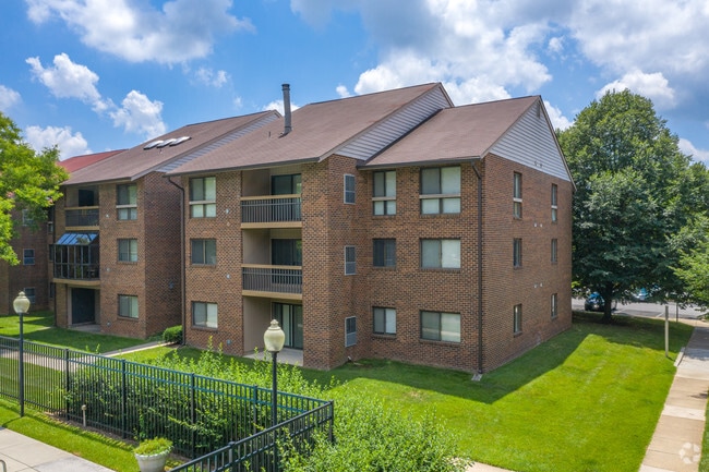 Foto del edificio - The Greens at Columbia Apartments