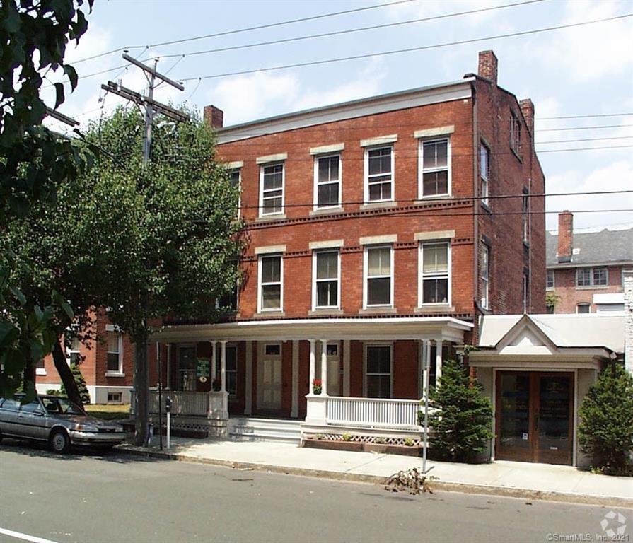 3 Trumbull St Unit 3R, New Haven, CT 06511 Apartment for Rent in New