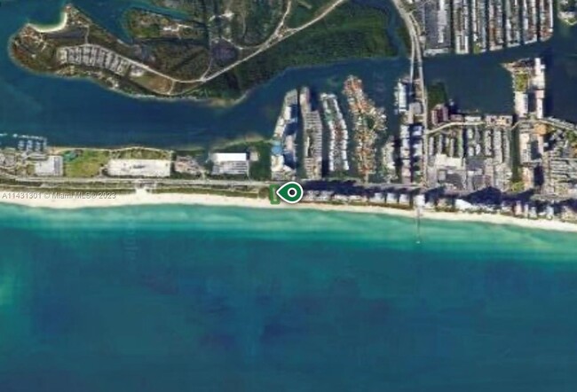 Foto del edificio - 15645 Collins Ave