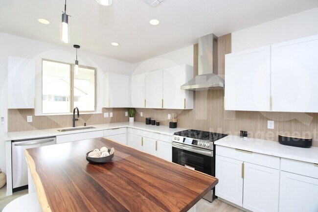 Foto del edificio - 21266 E Via De Olivos Ct