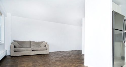 Foto del edificio - 563 Grand St