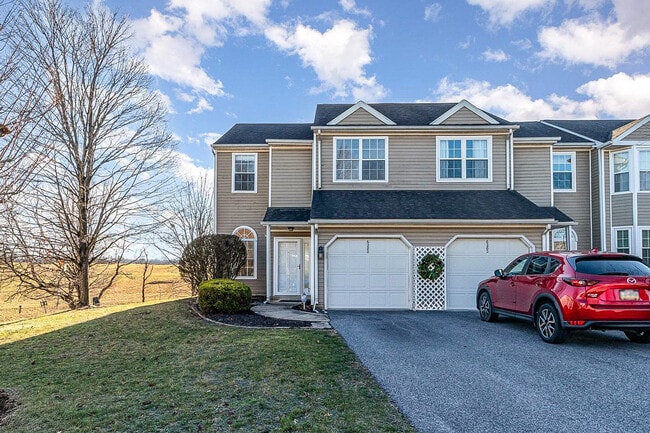Building Photo - 6280 Spring Knoll Dr