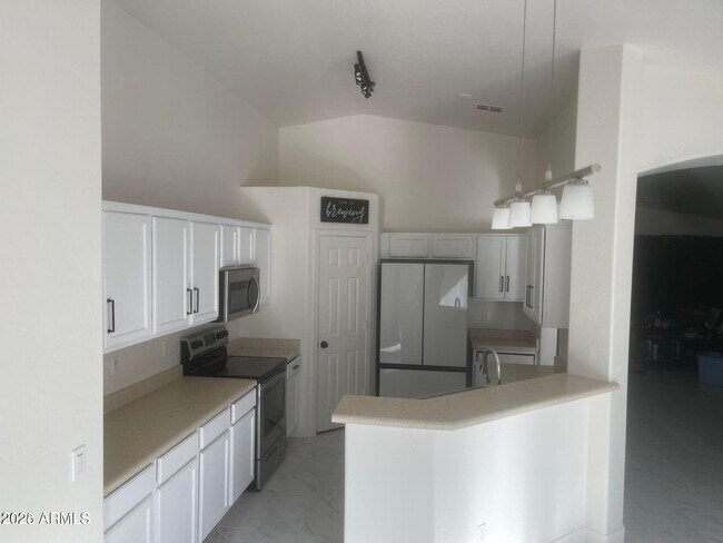 Building Photo - 8009 S 53rd Ave