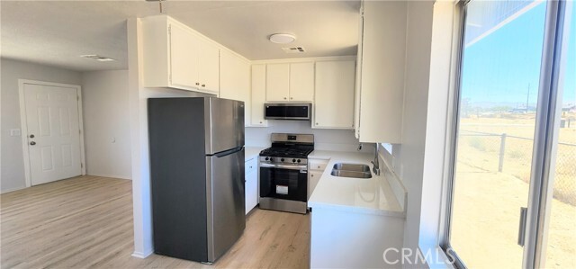 Building Photo - 6474 Camarilla Ave