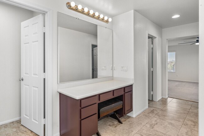 Building Photo - Spacious 4-Bedroom Home for Rent in Chula Vista – Available Now