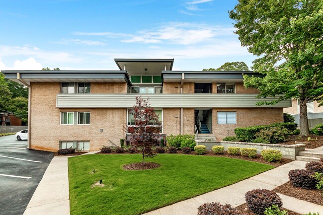 Foto del edificio - 4320 Chastain Walk NE