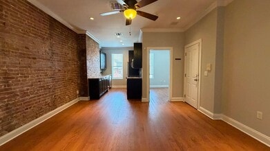 Building Photo - 807 Garden St