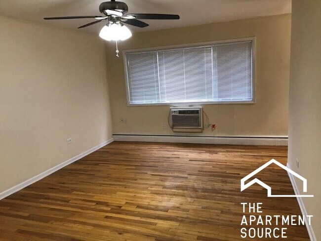 Foto del edificio - 1630 W Estes Ave