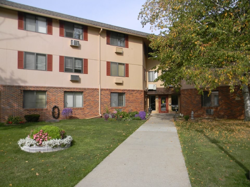 Primary Photo - River Hill Apartments