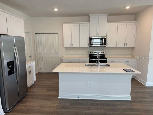 Foto del edificio - 2249 Hen Rd