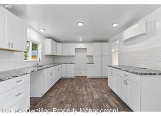Building Photo - 3 br, 2 bath House - 3226 North Myrtle Road